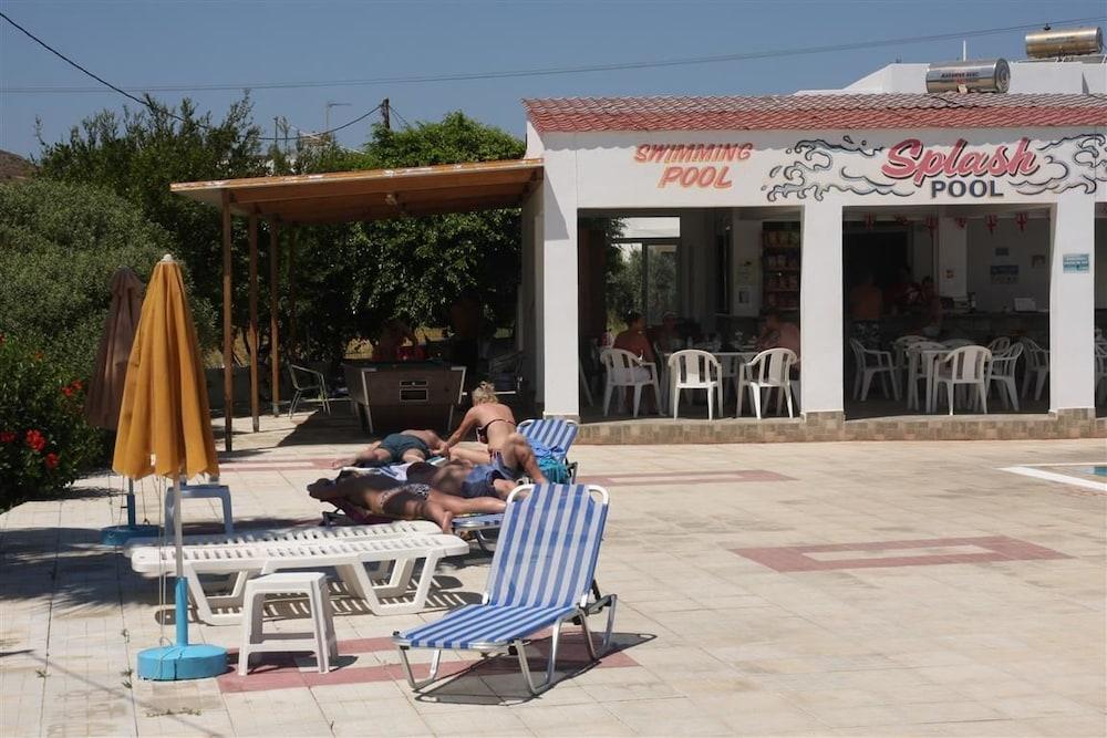 Nikos 2 Studios & Apartments Kardamena  Luaran gambar